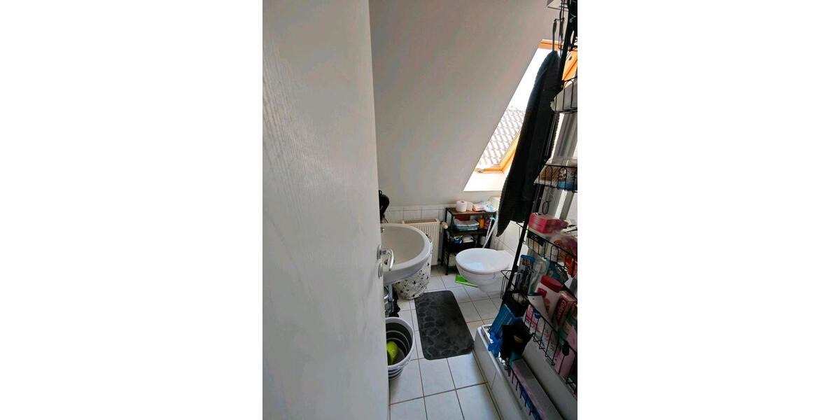 Dachgeschoßwohnung Marburg Biegenviertel - 1 Zimmer, 20 m&sup2;, 500&euro; | Angebot:26670549