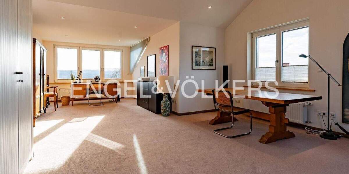 Einfamilienhaus Usingen - 8 Zimmer, 325 m&sup2;, 1.298.000&euro; | Angebot:25676871