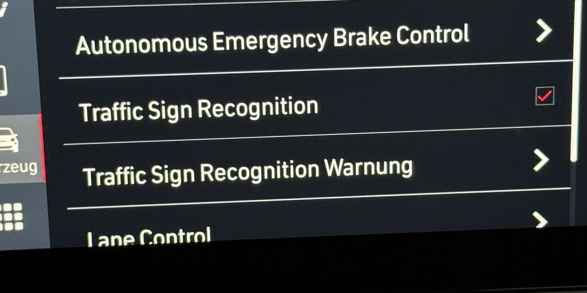 Fiat 500e Action CarPlay Android Automatik 1.Hand 18.400 km 13.440 &euro; Lich 35423