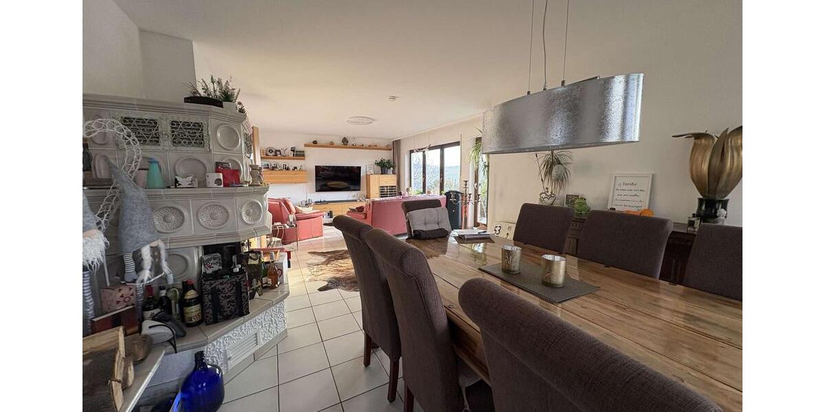 Einfamilienhaus Butzbach - 5 Zimmer, 141 m&sup2;, 1.790&euro; | Angebot:25099077