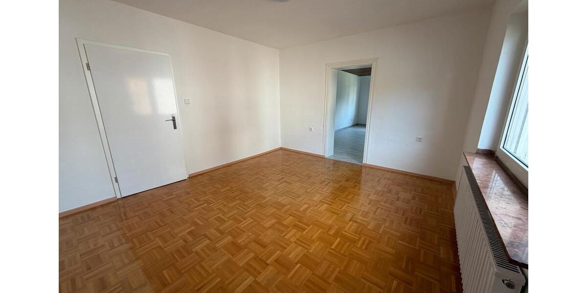 Etagenwohnung Leun - 3 Zimmer, 85 m&sup2;, 630&euro; | Angebot:26679019