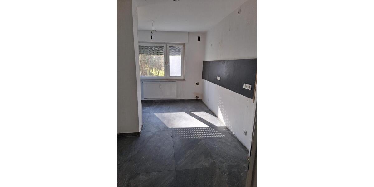 Erdgeschoßwohnung Weilmünster - 4 Zimmer, 93 m&sup2;, 850&euro; | Angebot:26002216