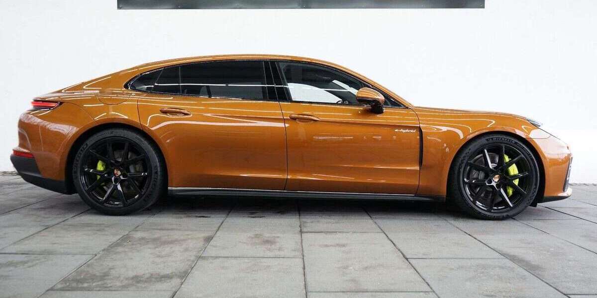 Porsche Panamera 31.900 km 118.880 &euro; Asslar 35614