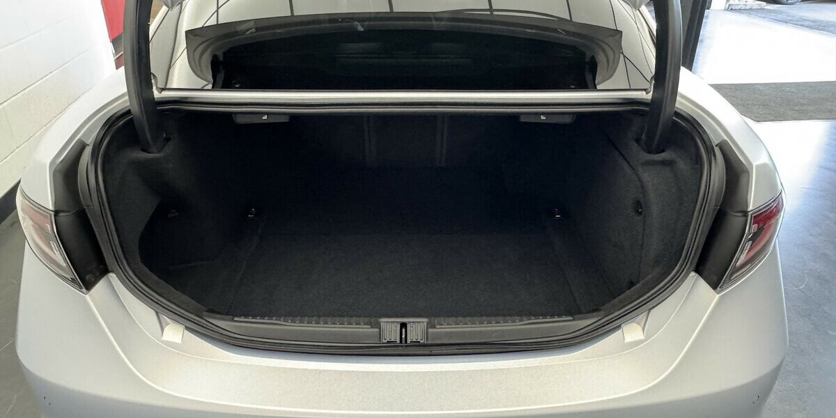 Alfa Romeo Giulia 2.0 Competizione Q4 Turbo Panoramadach 17.100 km 38.460 &euro; Lich 35423