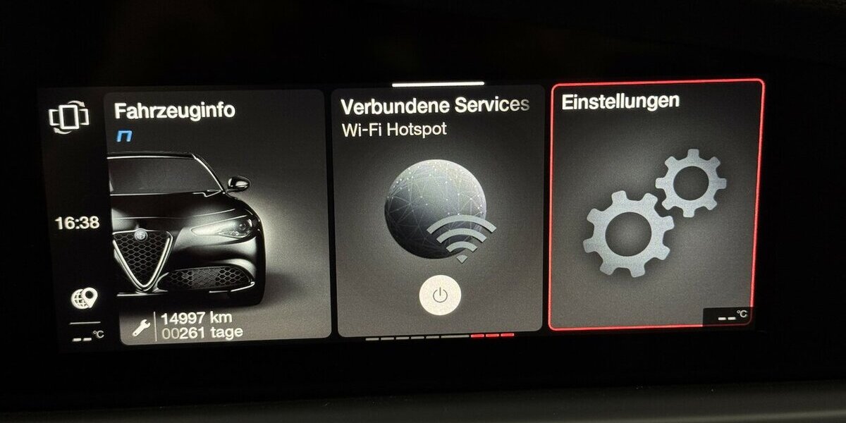 Alfa Romeo Giulia 2.0 Sprint Turbo 16V Xenon Leder Carplay 23.400 km 27.940 &euro; Lich 35423