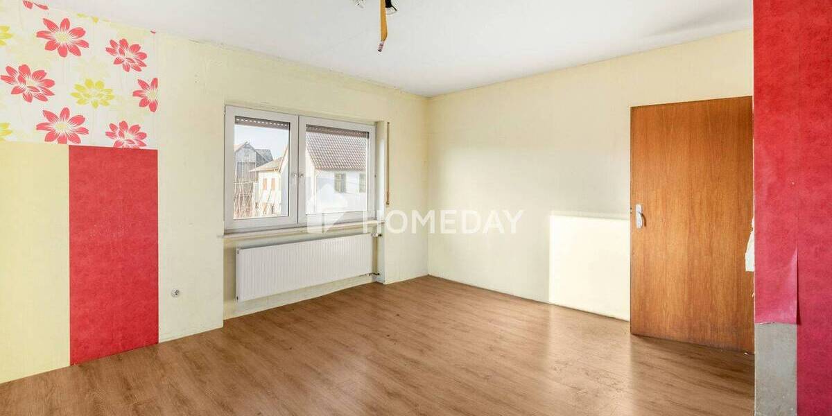 Einfamilienhaus Wölfersheim - 8 Zimmer, 164 m&sup2;, 350.000&euro; | Angebot:25997119