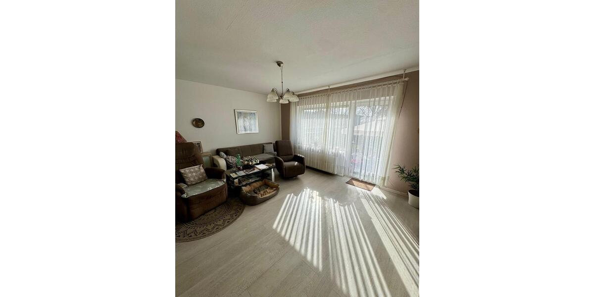 Reihenhaus Wetzlar - 7 Zimmer, 160 m&sup2;, 449.000&euro; | Angebot:26442306