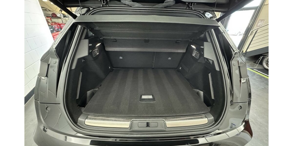 DS Automobiles DS7 E-Tense 300 kW Performance Line + 4x4 28.999 km 27.970 &euro; Lich 35423