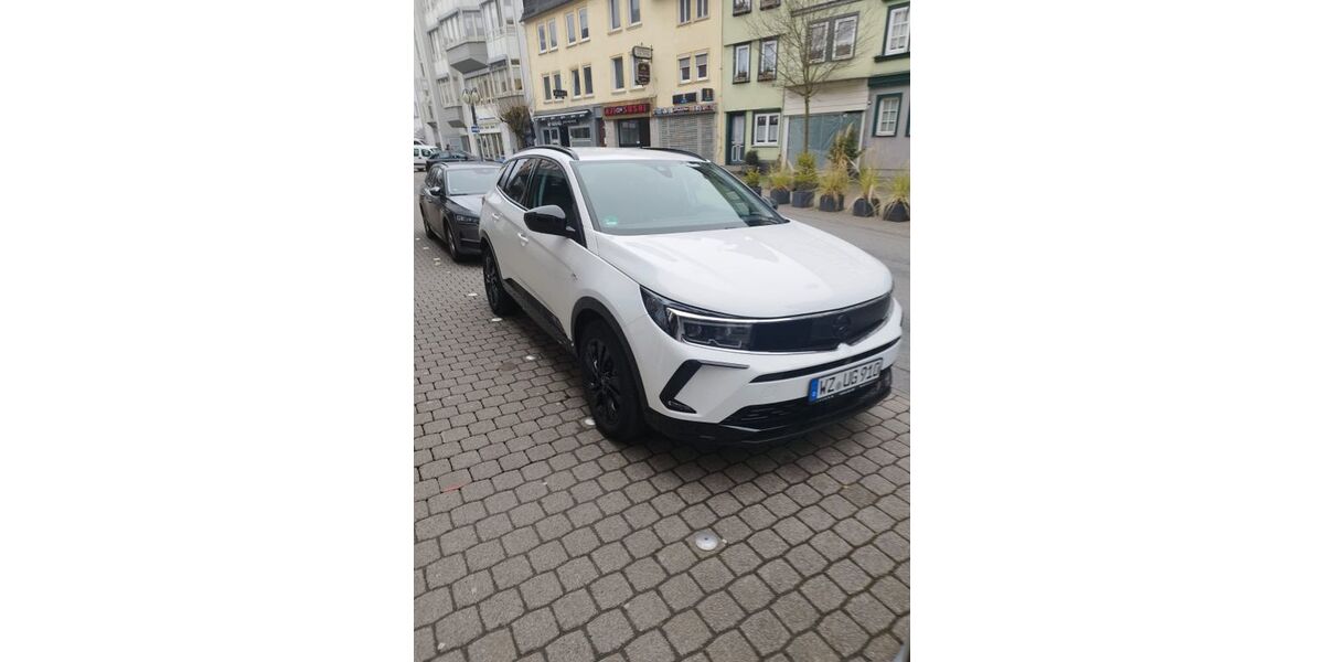 Opel Grandland (X) 5.075 km 19.999 &euro; Wetzlar 35576