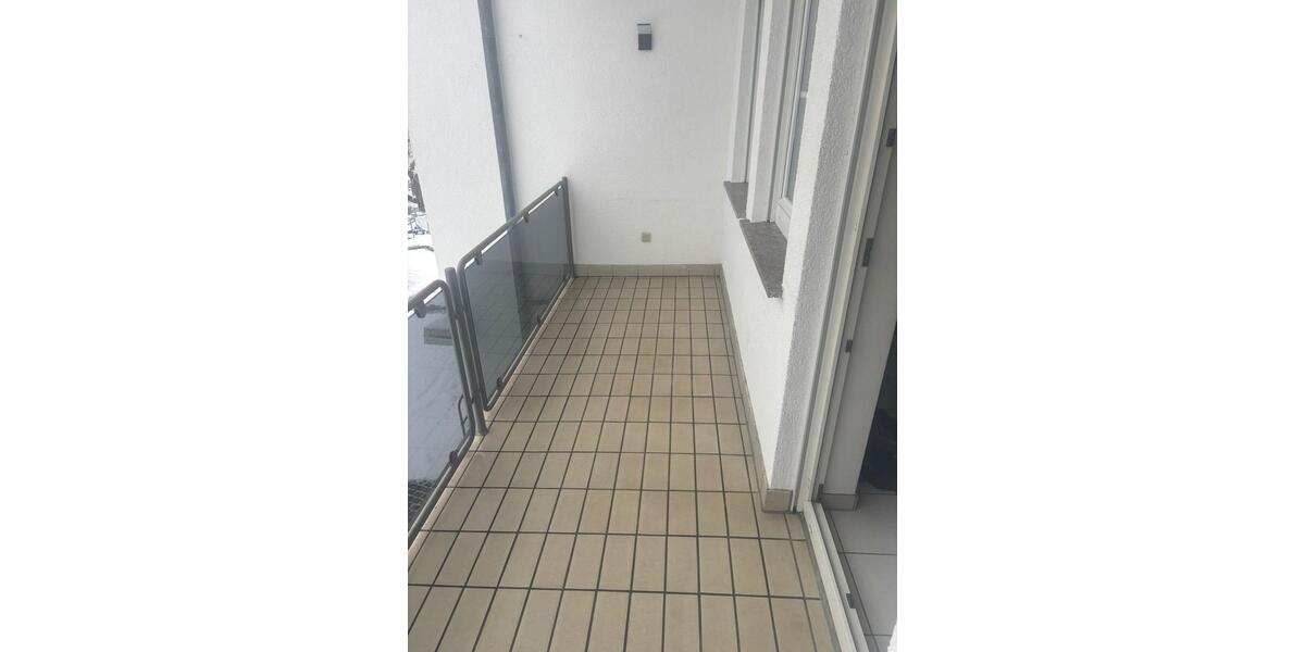 Etagenwohnung Gießen - 2 Zimmer, 60 m&sup2;, 650&euro; | Angebot:25394457