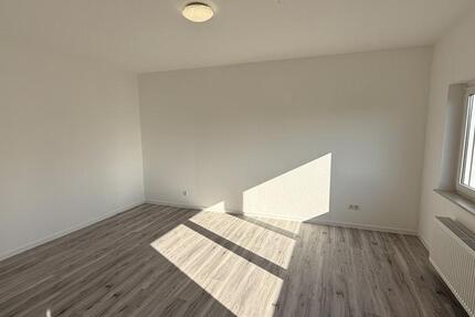 Wohnung Gladenbach - 4 Zimmer, 120 m&sup2;, 990&euro; | Angebot:25327573