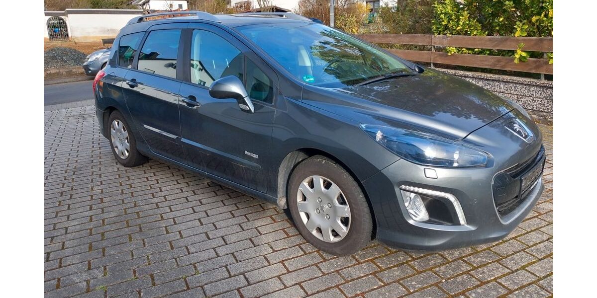 Peugeot 308 173.480 km 3.895 &euro; Herborn-Burg 35745