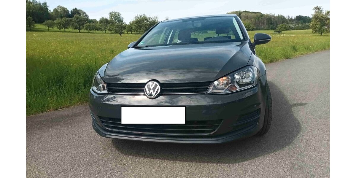 VW Golf 72.000 km 9.500 &euro; Greifenstein 35753