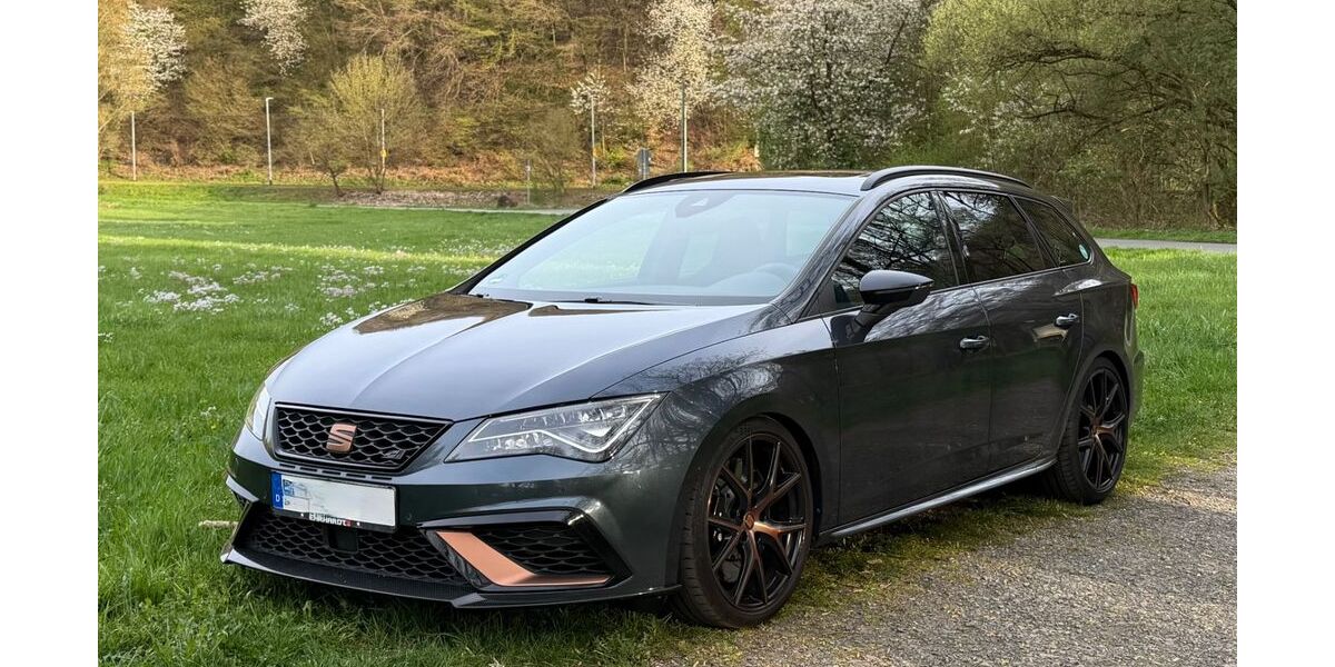 Seat Leon 90.050 km 24.200 &euro; Wetzlar 35582