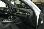 Alfa Romeo Stelvio 2.2 D Competizione Q4 ALLRAD LEDER AHK 45.000 km 37.990 &euro; Lich 35423