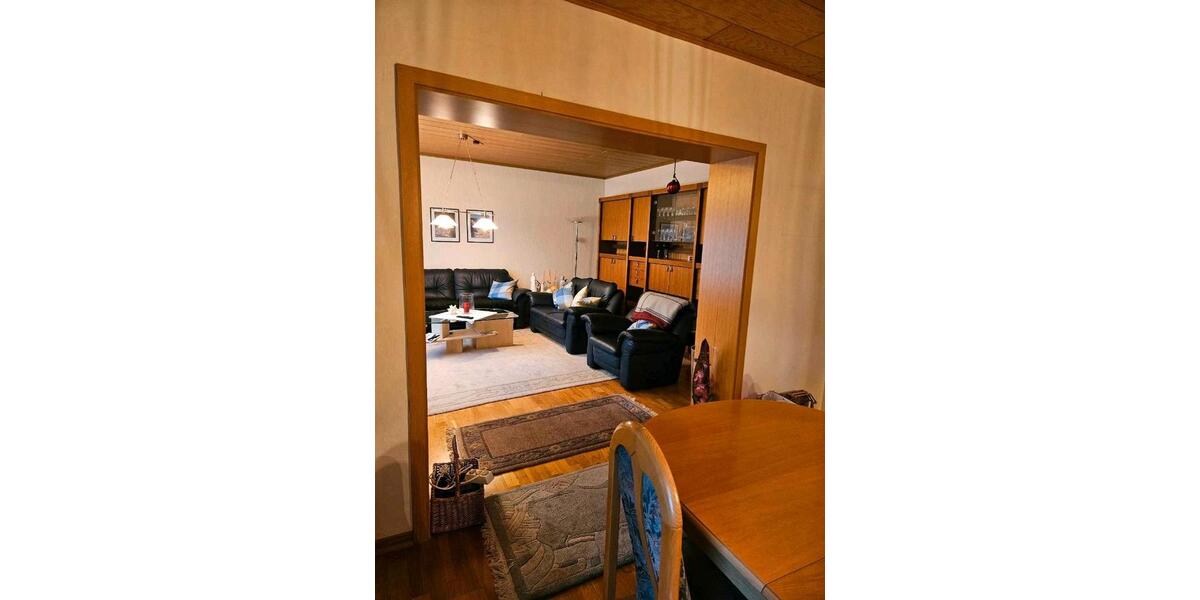 Einfamilienhaus Marburg Cappel - 8 Zimmer, 210 m&sup2;, 340.000&euro; | Angebot:24703674