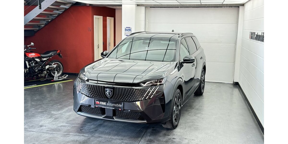 Peugeot 5008 145 Mild Hybrid Allure7 Sitzer LED CAM 30.800 km 27.320 &euro; Lich 35423