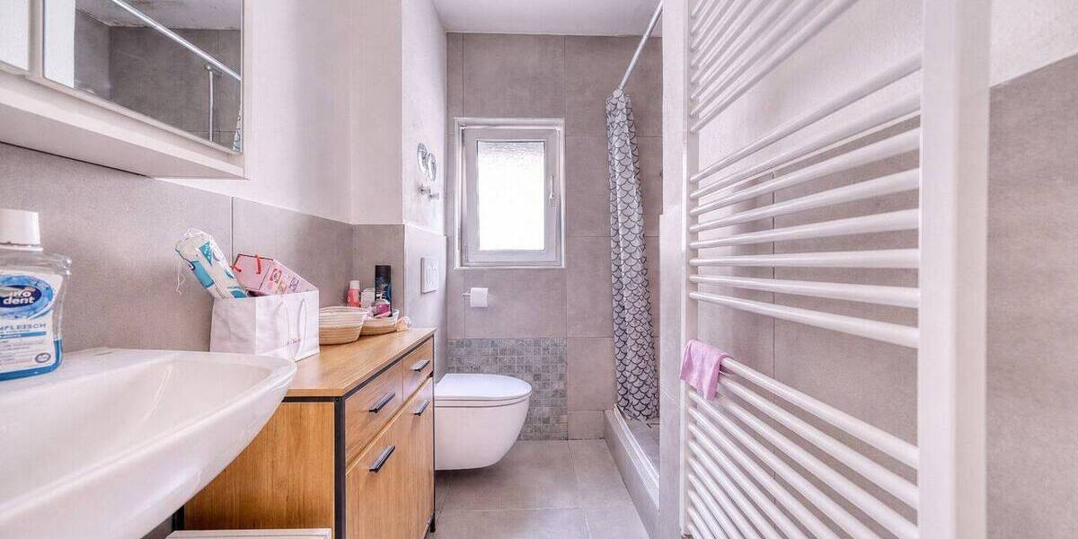 Mehrfamilienhaus, Wohnhaus Wetzlar / Naunheim Naunheim - 9 Zimmer, 228 m&sup2;, 465.000&euro; | Angebot:26557139