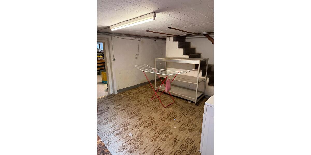 Reihenhaus Wetzlar Altenberger Straße - 9 Zimmer, 188 m&sup2;, 355.000&euro; | Angebot:25960353