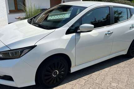 Nissan Leaf 71.324 km 13.600 &euro; Waldsolms 35647
