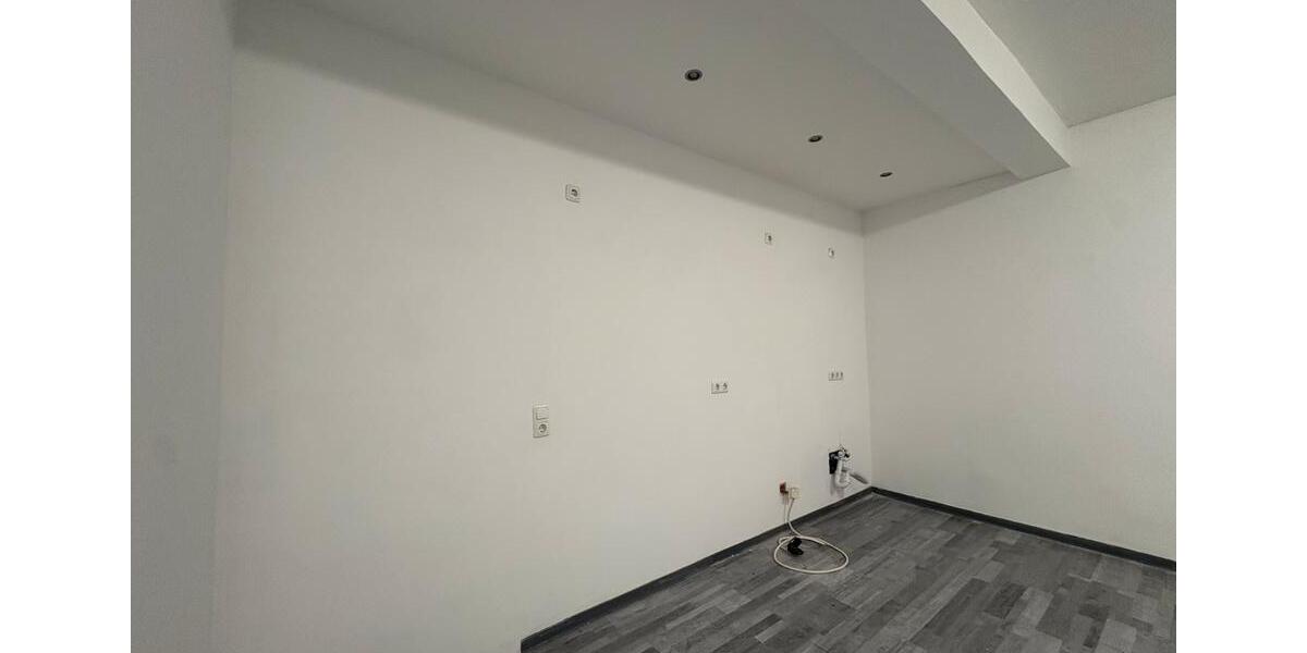 Erdgeschoßwohnung Ehringshausen - 1 Zimmer, 70 m&sup2;, 910&euro; | Angebot:25934569