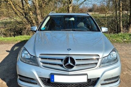 Mercedes-Benz C 220 196.500 km 8.600 &euro; Wetzlar 35576