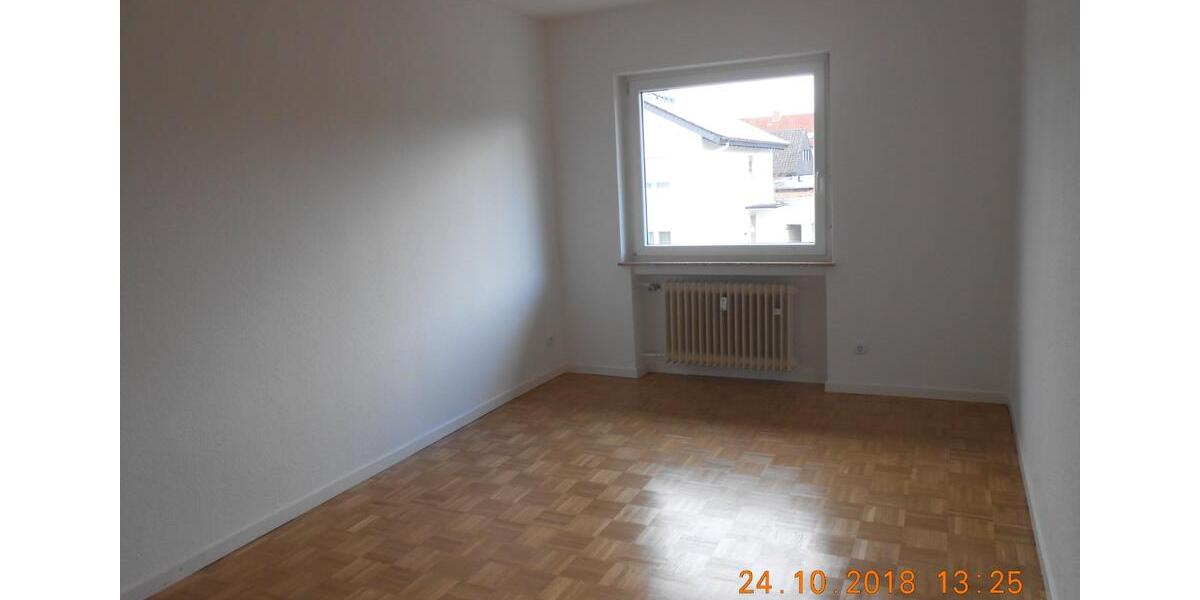 Etagenwohnung Heuchelheim a. d. Lahn - 4 Zimmer, 117 m&sup2;, 1.050&euro; | Angebot:25636429