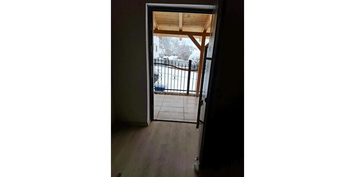 Etagenwohnung Gladenbach - 3 Zimmer, 80 m&sup2;, 650&euro; | Angebot:25994555