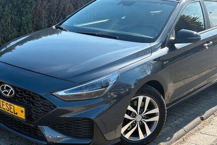 Hyundai i30 70.000 km 17.990 &euro; Buseck / Oppenrod 35418