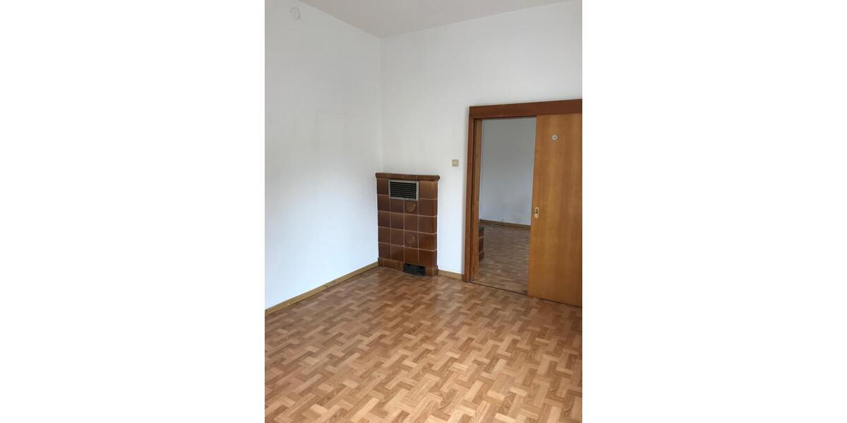 Etagenwohnung Gießen - 4 Zimmer, 92 m&sup2;, 920&euro; | Angebot:25811209