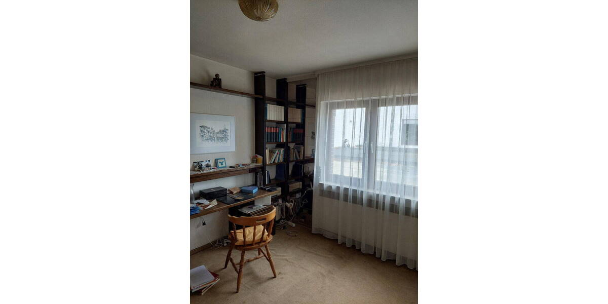 Einfamilienhaus Marburg-Schröck Schröck - 8 Zimmer, 180 m&sup2;, 480.000&euro; | Angebot:25823311