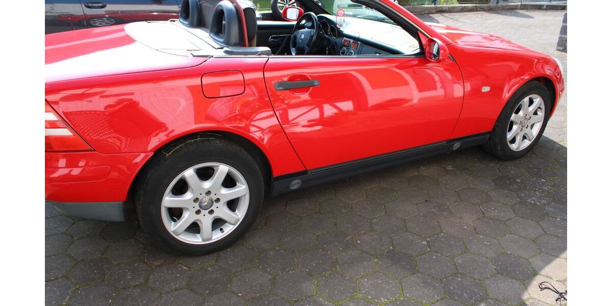Mercedes-Benz SLK 230 105.503 km 9.000 &euro; lahnau 35633