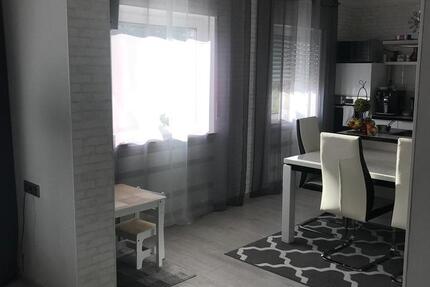 Haus Bad Endbach - 6 Zimmer, 230 m&sup2;, 1.300&euro; | Angebot:26604947