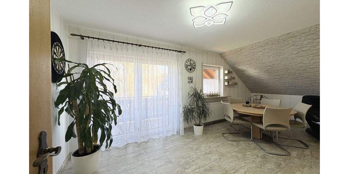 Einfamilienhaus Grünberg - 8 Zimmer, 162 m&sup2;, 499.900&euro; | Angebot:25689273