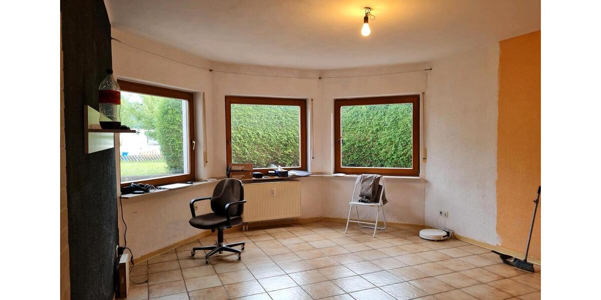 Einfamilienhaus Lohra - 8 Zimmer, 255 m&sup2;, 439.000&euro; | Angebot:26090919