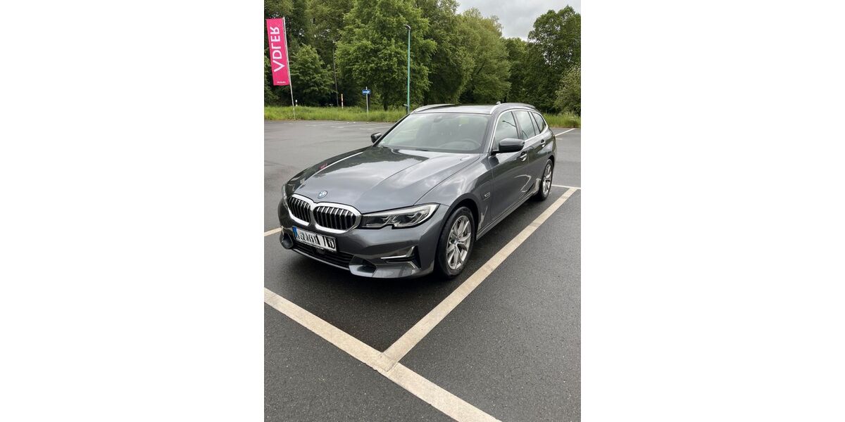 BMW 330 66.000 km 25.800 &euro; Braunfels 35619