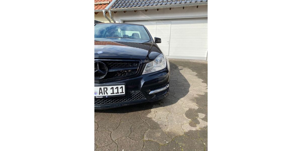 Mercedes-Benz C 300 185.000 km 10.300 &euro; ehringshausen 35630