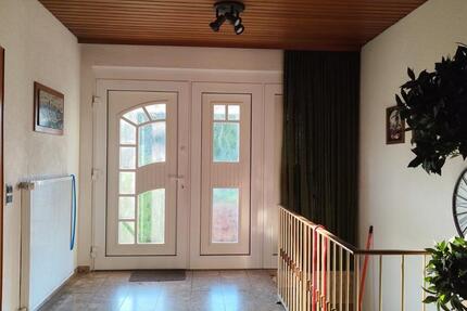 Haus Linden - 7 Zimmer, 200 m&sup2;, 650.000&euro; | Angebot:25883843