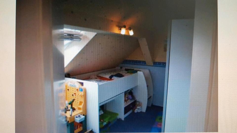 Dachgeschoßwohnung Butzbach - 3 Zimmer, 65 m&sup2;, 700&euro; | Angebot:25099799