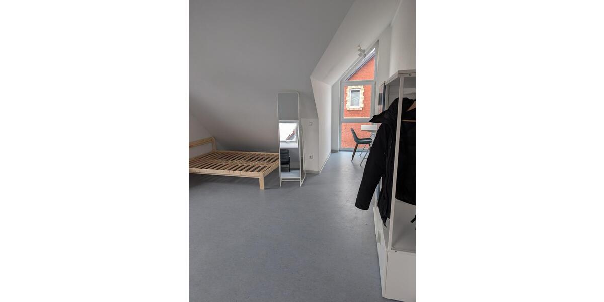 Dachgeschoßwohnung Gießen Allendorf - 1 Zimmer, 23 m&sup2;, 385&euro; | Angebot:26278188