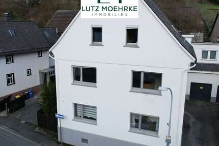 Haus Wetzlar / Naunheim Naunheim - 9 Zimmer, 228 m&sup2;, 465.000&euro; | Angebot:26570715