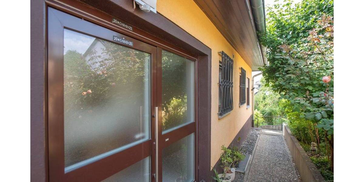 Einfamilienhaus Grävenwiesbach - 9 Zimmer, 248 m&sup2;, 495.000&euro; | Angebot:25695752