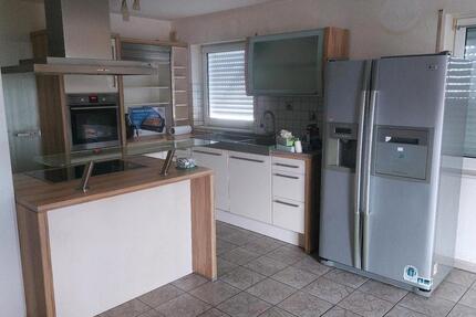 Wohnung Buseck - 3 Zimmer, 82 m&sup2;, 1.160&euro; | Angebot:26664720