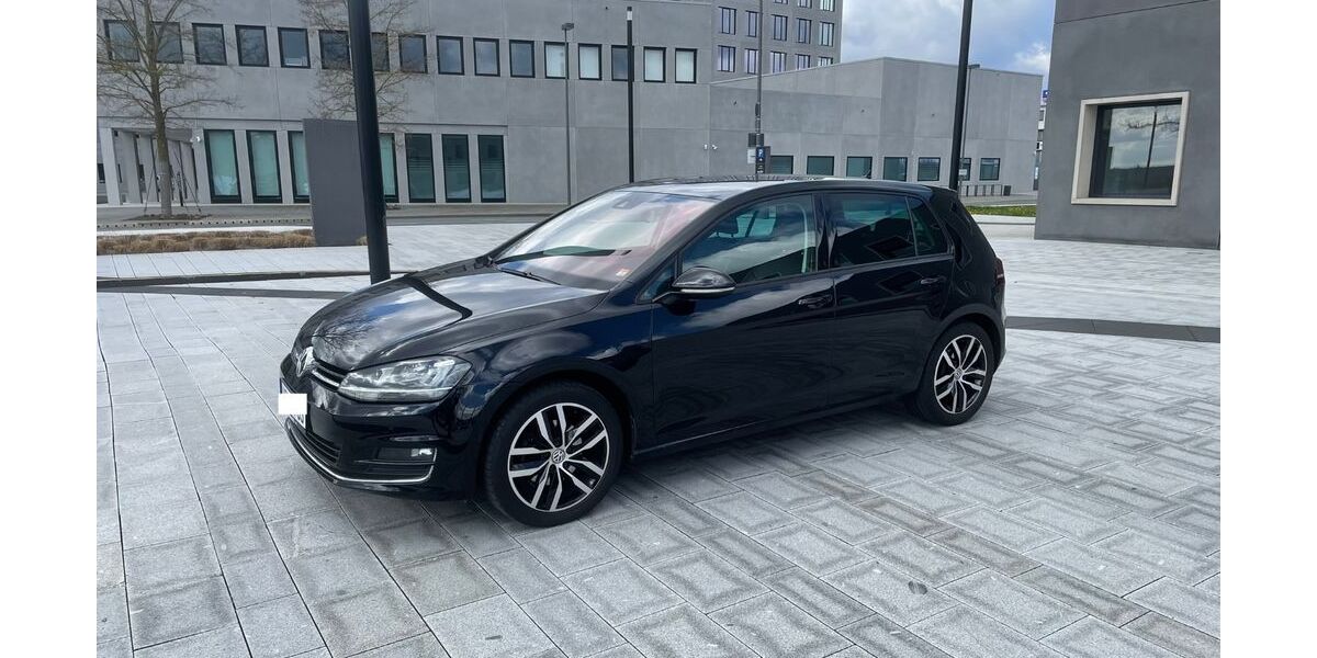 VW Golf 141.700 km 11.390 &euro; Wetzlar 35584