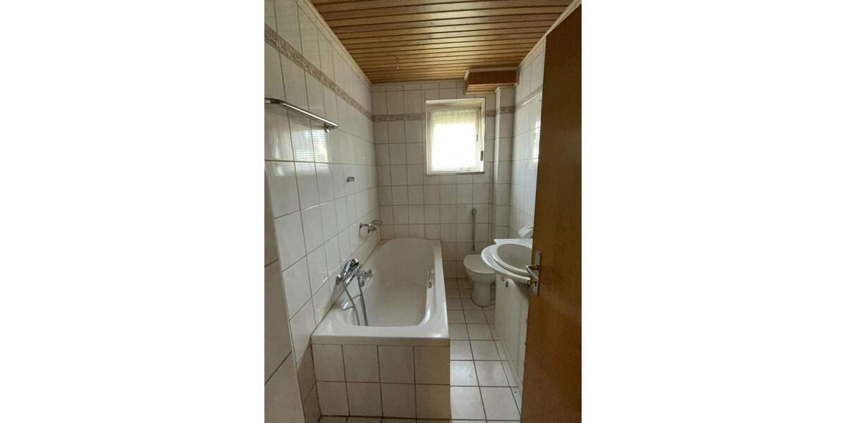 Einfamilienhaus Bischoffen Niederweidbach - 4 Zimmer, 115 m&sup2;, 149.900&euro; | Angebot:25731592