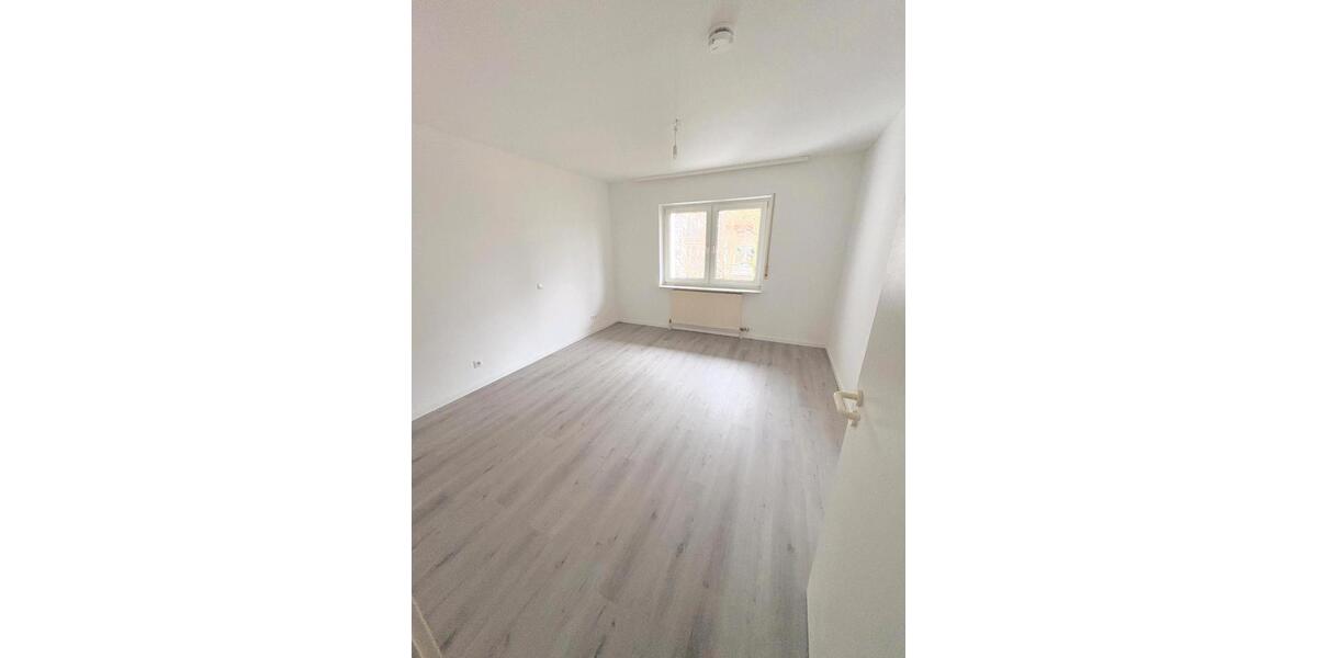 Etagenwohnung Gießen - 2 Zimmer, 50 m&sup2;, 870&euro; | Angebot:25782762