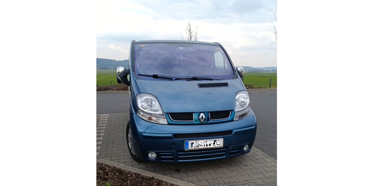 Renault Trafic 349.000 km 9.800 &euro; Műcke 35325