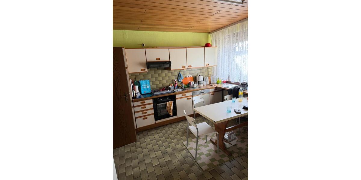 Reihenhaus Wetzlar Altenberger Straße - 8 Zimmer, 188 m&sup2;, 355.000&euro; | Angebot:26039509