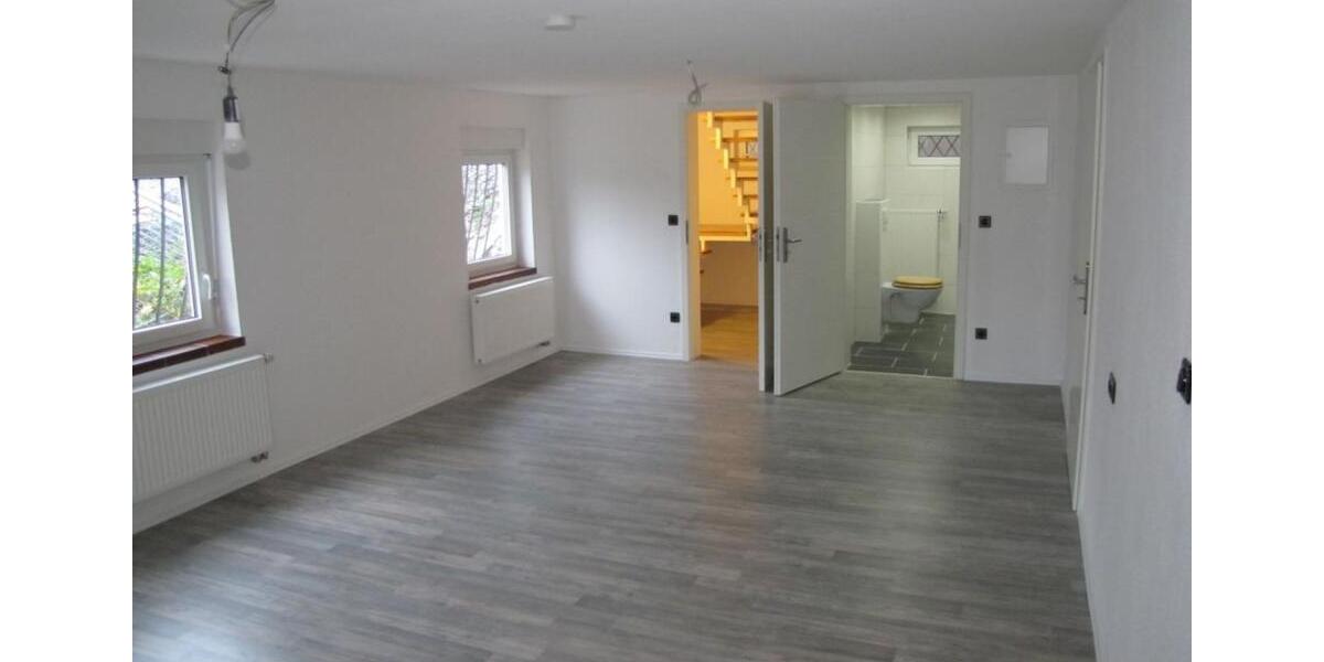 Einfamilienhaus Braunfels - 5.5 Zimmer, 115 m&sup2;, 350.000&euro; | Angebot:24773602