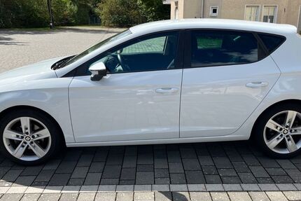 Seat Leon 102.000 km 12.490 &euro; Wettenberg 35435
